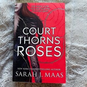A Court of Thorns and Roses Book UK original cover